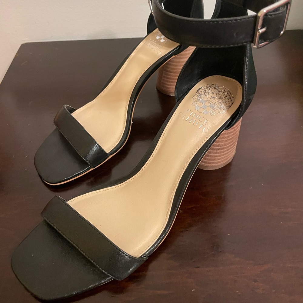 Vince Camuto black strappy sandal
